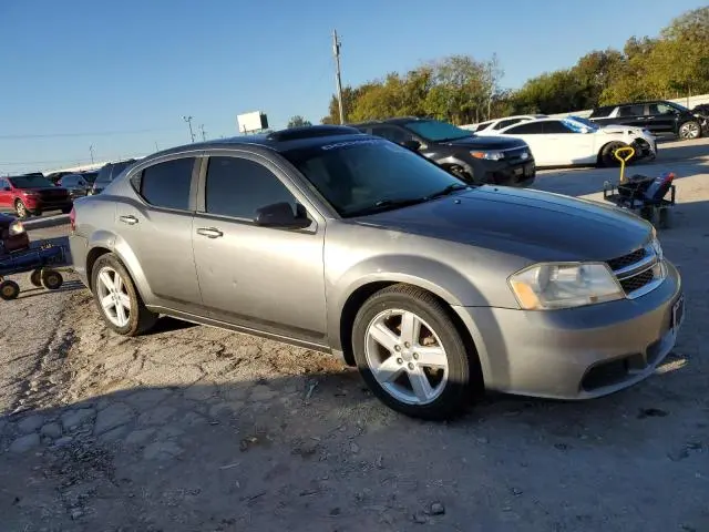 2013 DODGE AVENGER SE  