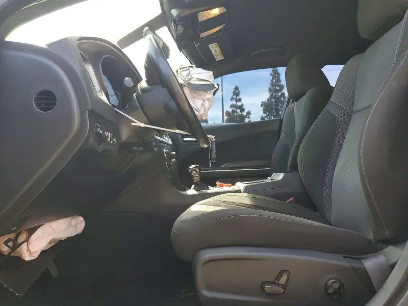 2021 DODGE CHARGER SXT  