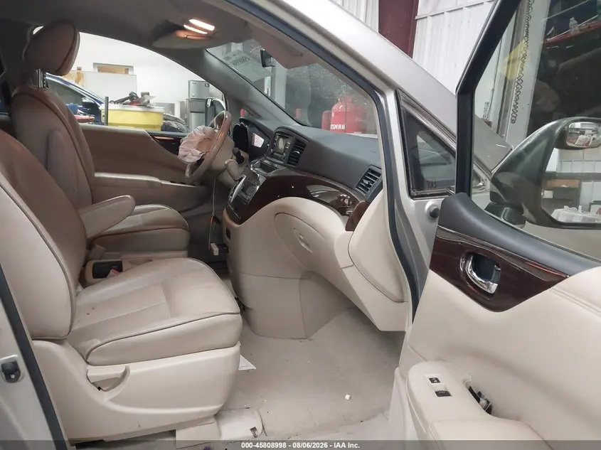 2013 NISSAN QUEST SV