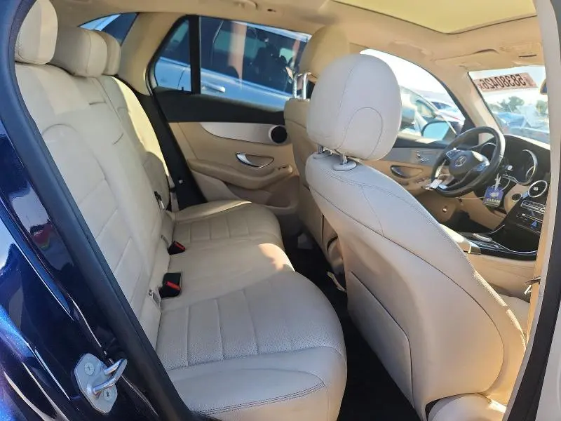 2017 MERCEDES-BENZ GLC 300 4MATIC  