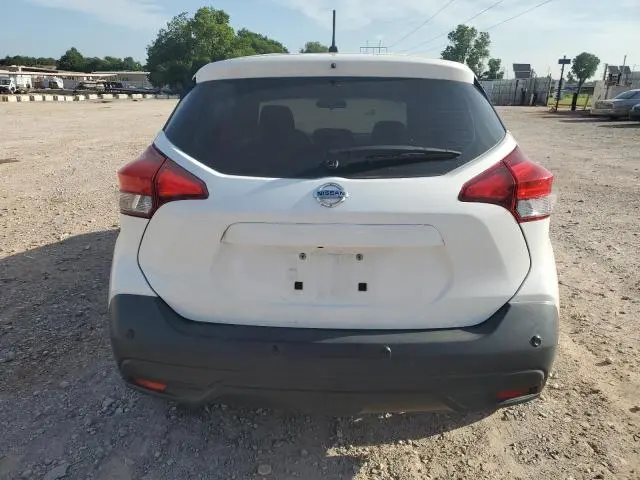 2020 NISSAN KICKS S  