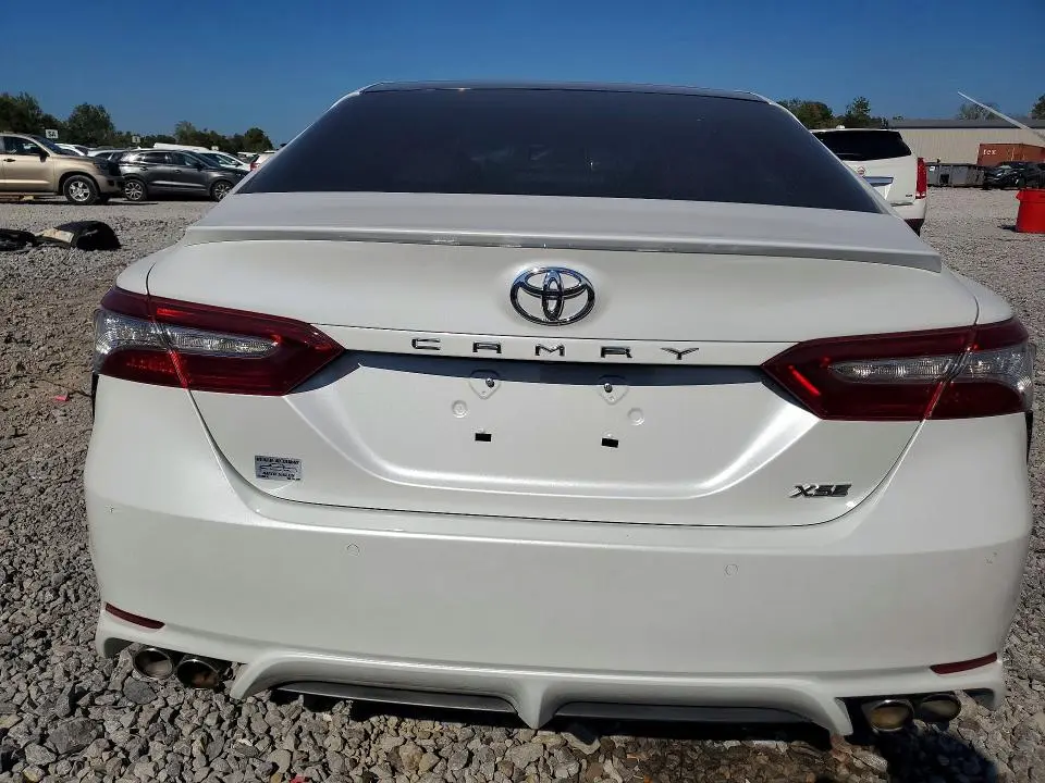 2018 TOYOTA CAMRY XSE  