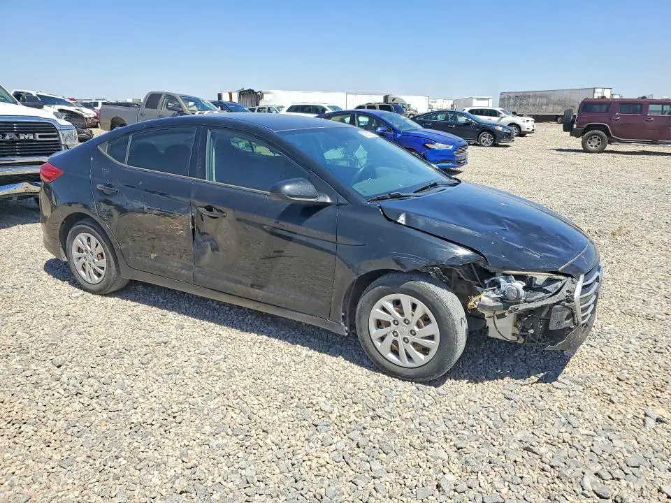 2018 HYUNDAI ELANTRA SE  