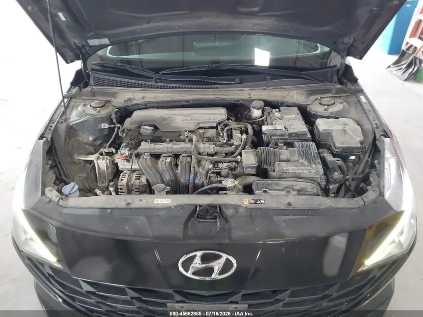 2023 HYUNDAI ELANTRA SE