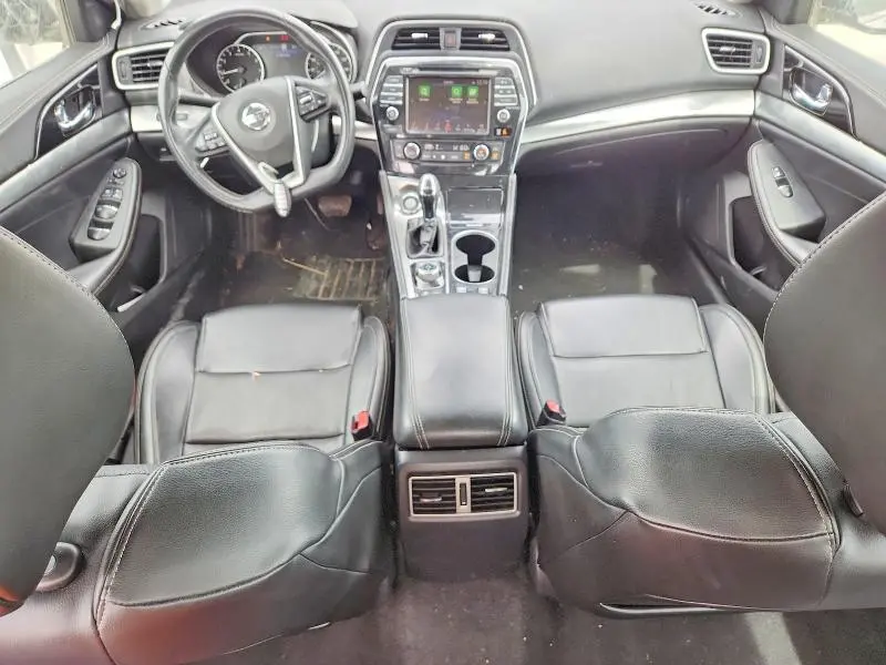 2021 NISSAN MAXIMA SV  