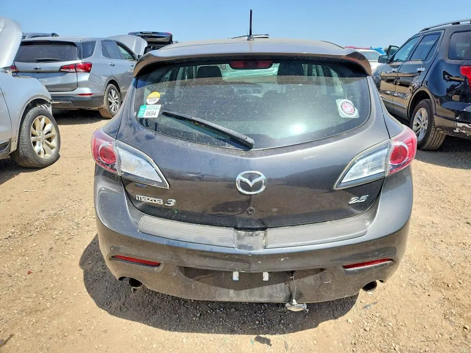 2010 MAZDA 3 S  