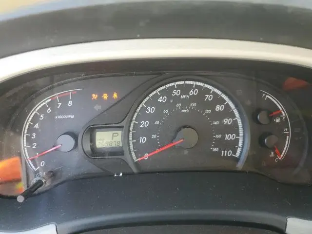 2013 TOYOTA SIENNA LE