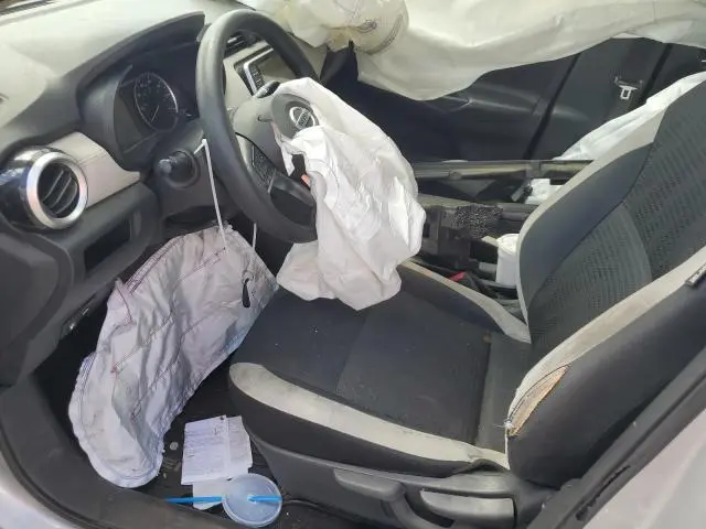 2020 NISSAN VERSA SV