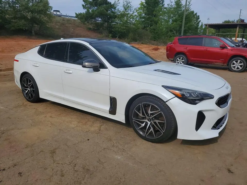 2022 KIA STINGER GT LINE  