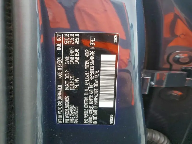 2022 VOLVO XC60 B6 INSCRIPTION  