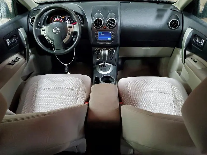 2011 NISSAN ROGUE S  