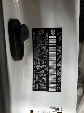 2011 TOYOTA COROLLA BASE  