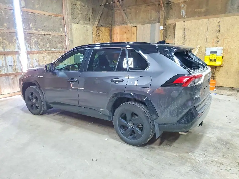 2020 TOYOTA RAV4 XSE  