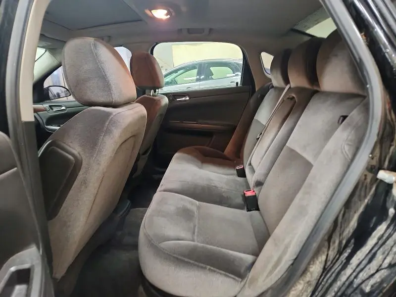 2011 CHEVROLET IMPALA LT  