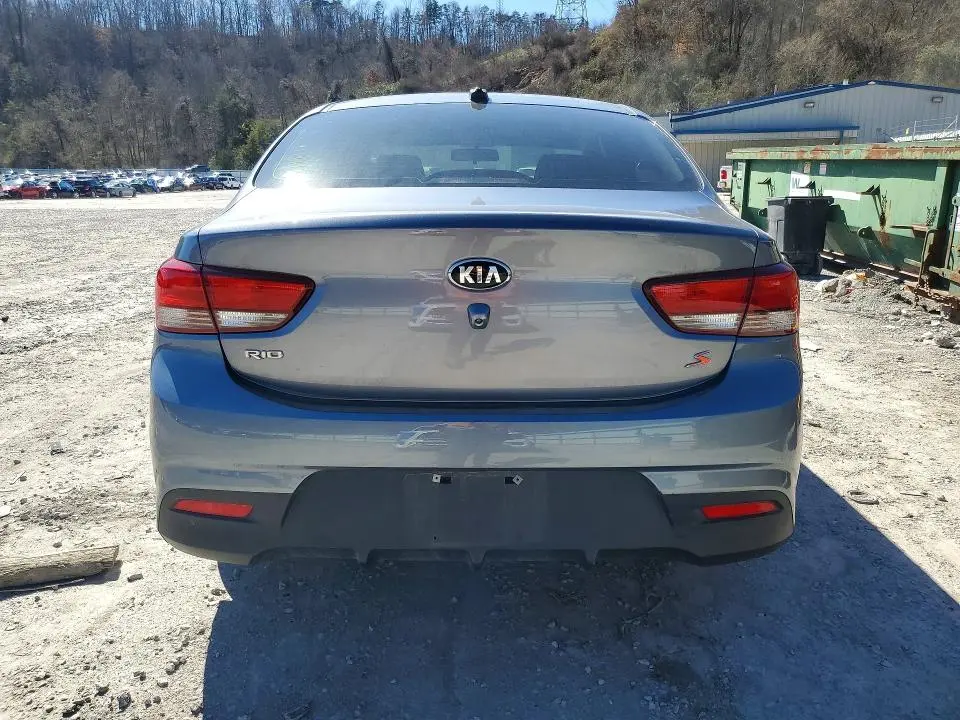 2020 KIA RIO S  