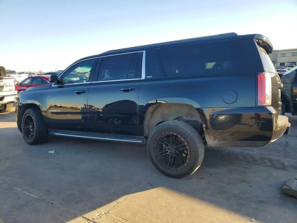 2018 GMC YUKON XL C1500 SLT  