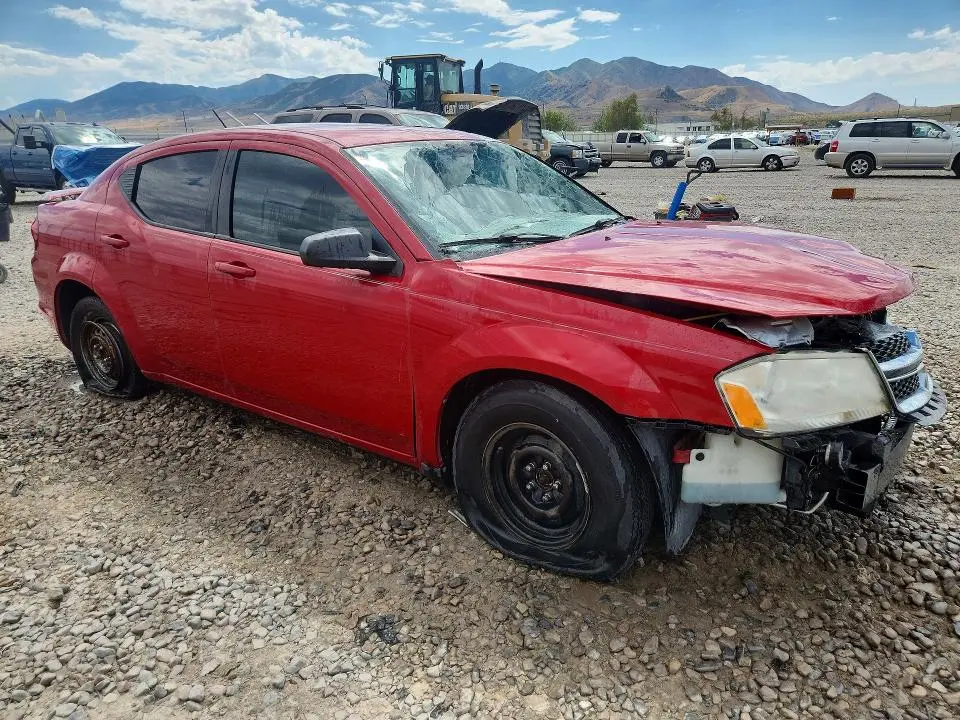 2013 DODGE AVENGER SE  