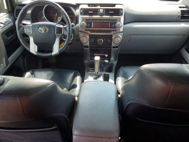 2011 TOYOTA 4RUNNER SR5  