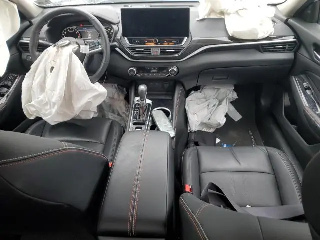 2024 NISSAN ALTIMA SR  