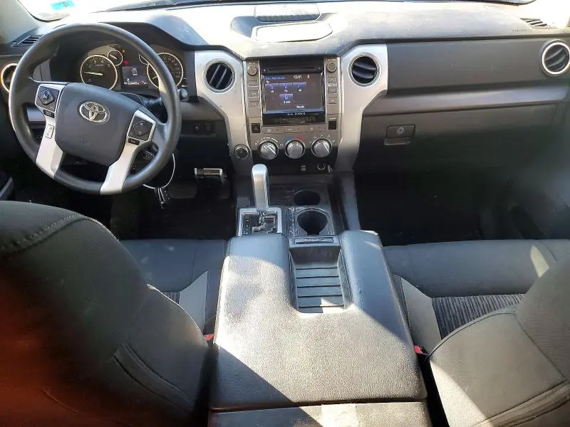 2015 TOYOTA TUNDRA SR5  