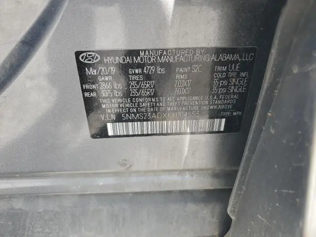 2019 HYUNDAI SANTA FE SE  