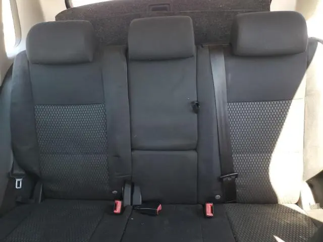 2011 VOLKSWAGEN TIGUAN S  