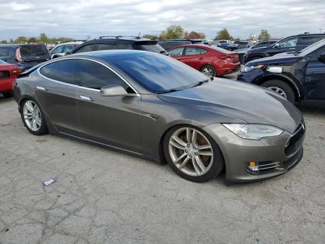2015 TESLA MODEL S   