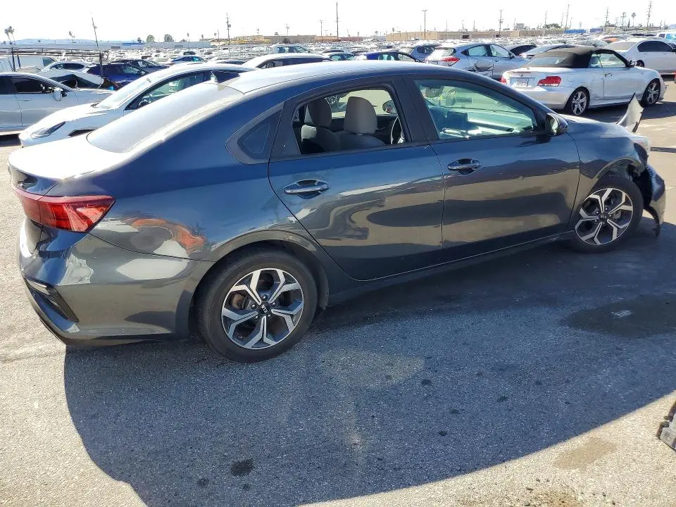 2019 KIA FORTE LXS  