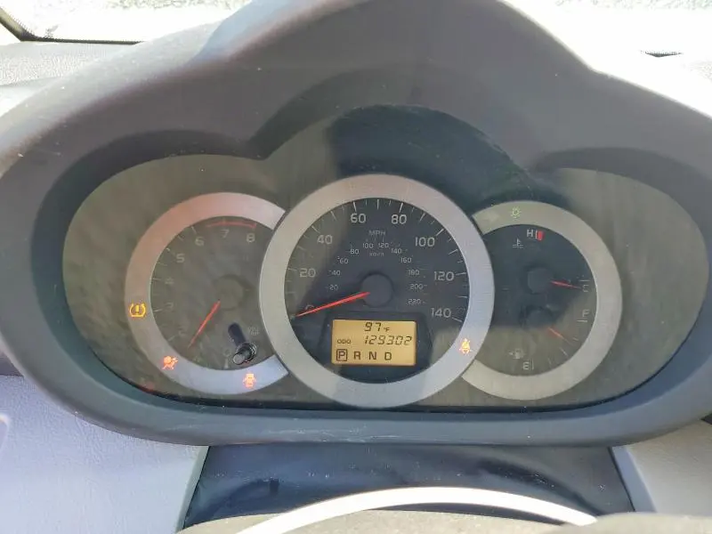 2011 TOYOTA RAV4 BASE  