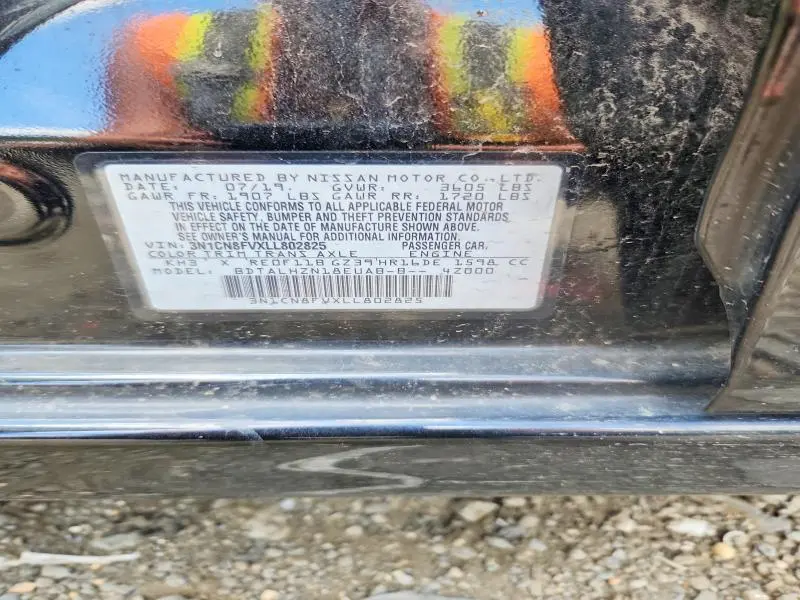 2020 NISSAN VERSA SR  