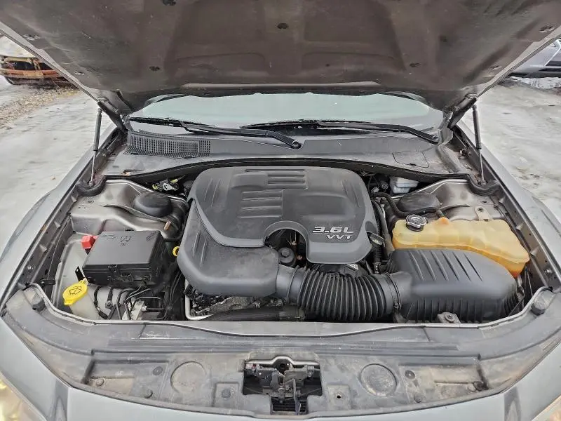 2011 CHRYSLER 300 LIMITED  