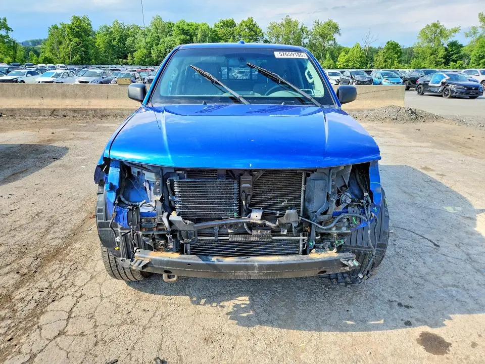 2014 NISSAN FRONTIER S  