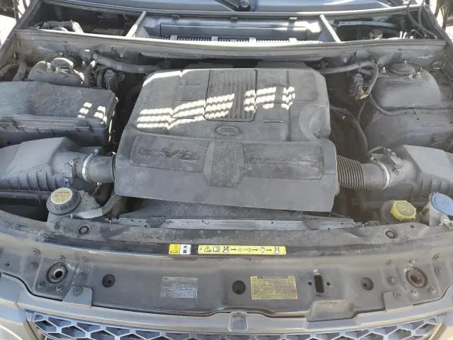 2011 LAND ROVER RANGE ROVER HSE LUXURY  