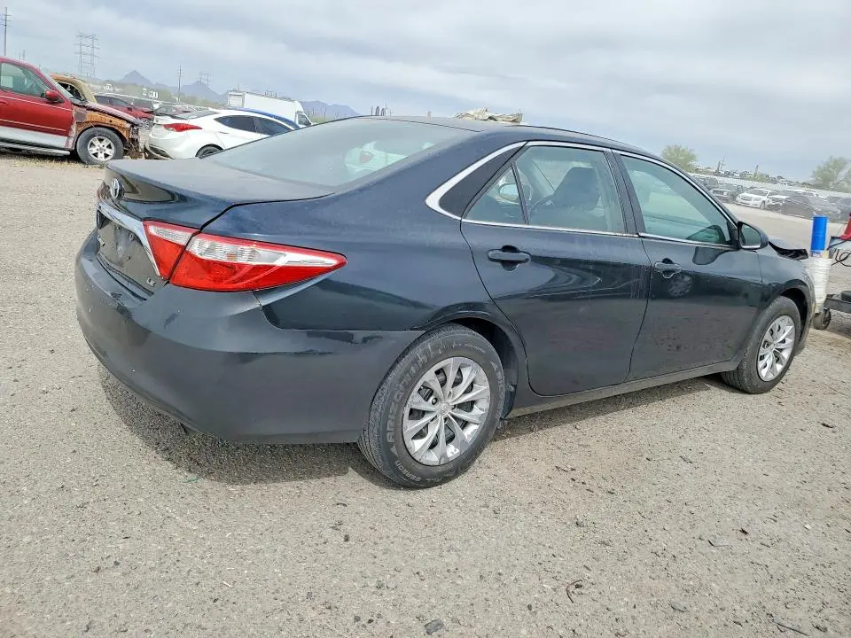 2017 TOYOTA CAMRY LE  