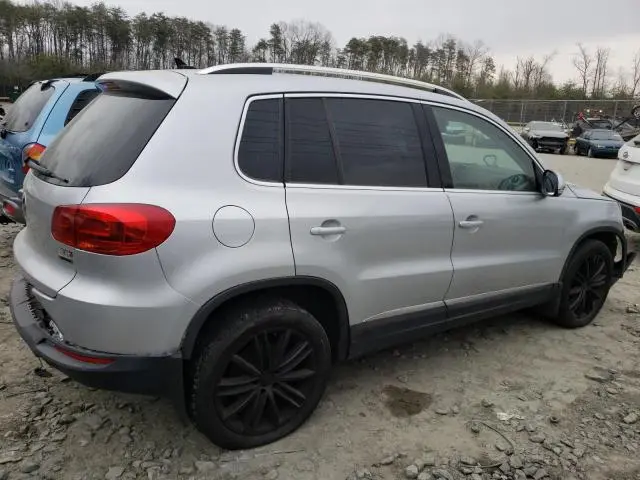 2016 VOLKSWAGEN TIGUAN S  