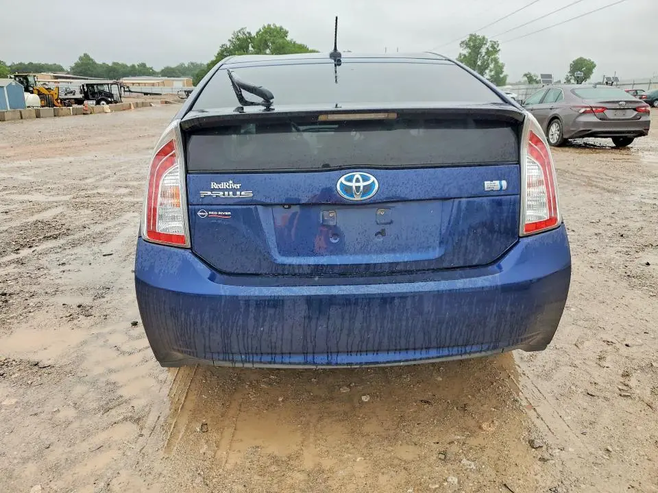 2014 TOYOTA PRIUS THREE  