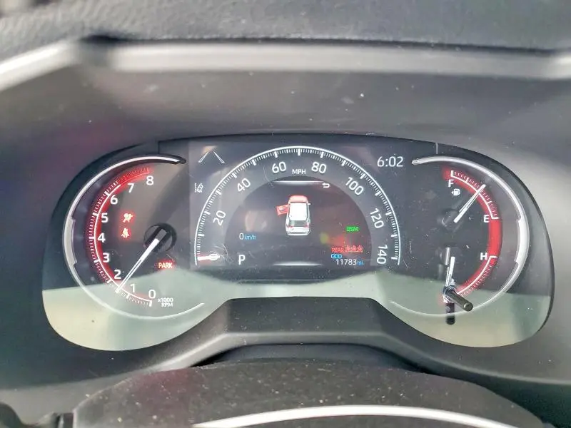 2025 TOYOTA RAV4 XLE  