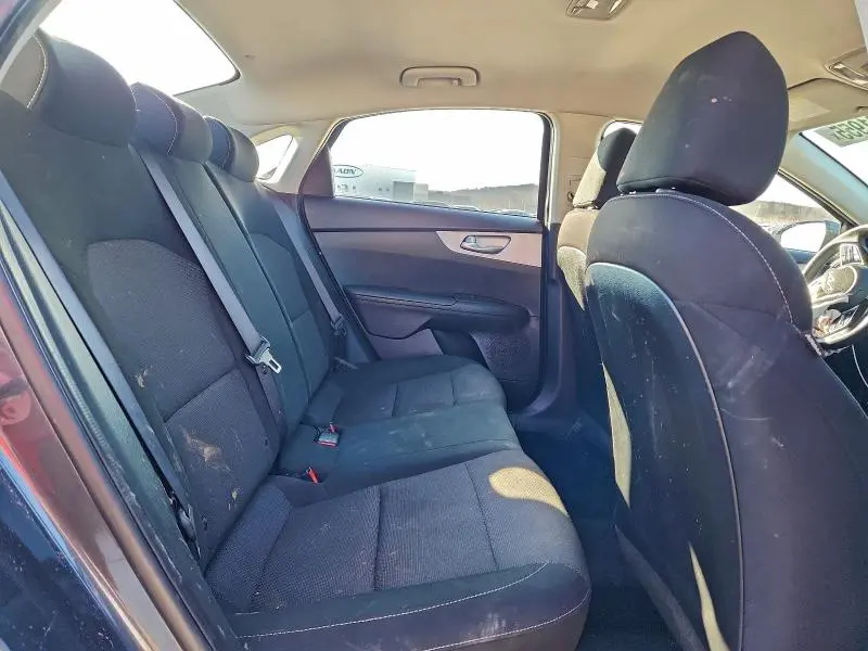 2024 KIA FORTE LX  