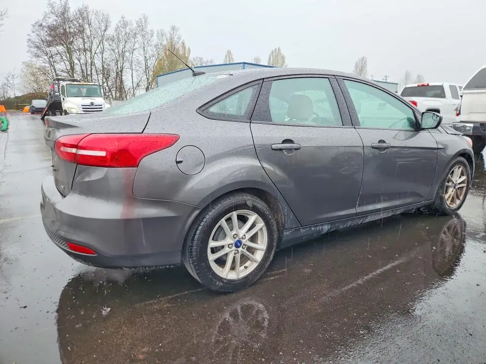 2018 FORD FOCUS SE  