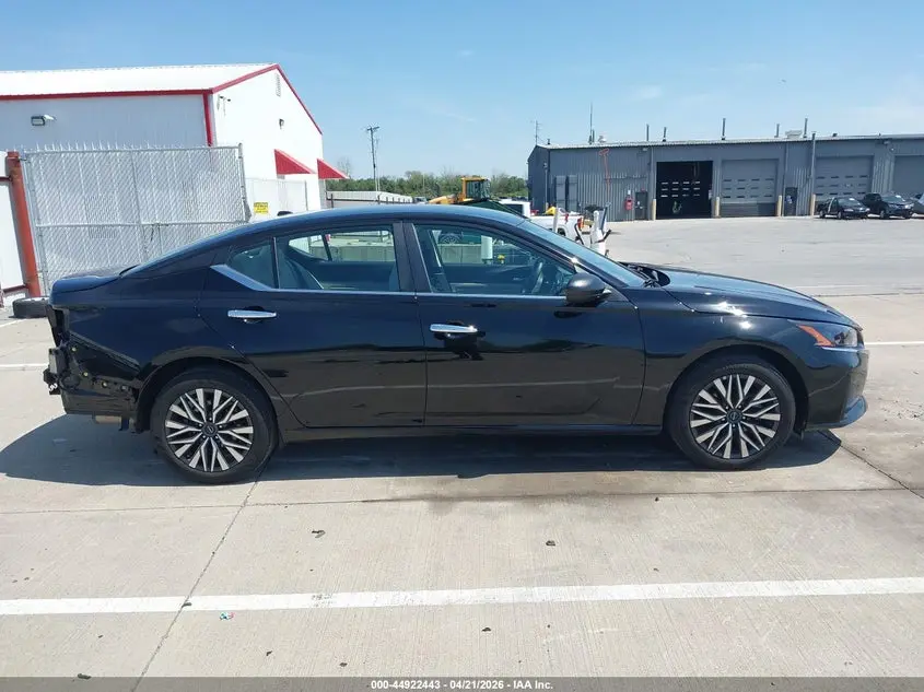 2025 NISSAN ALTIMA SV FWD