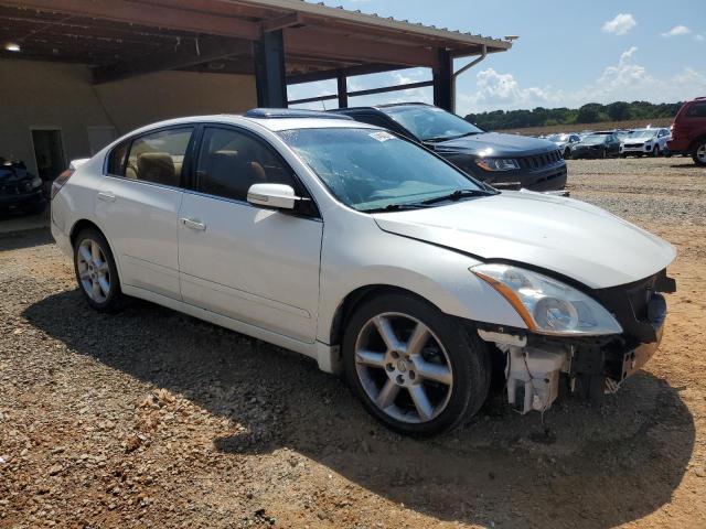 2010 NISSAN ALTIMA SR