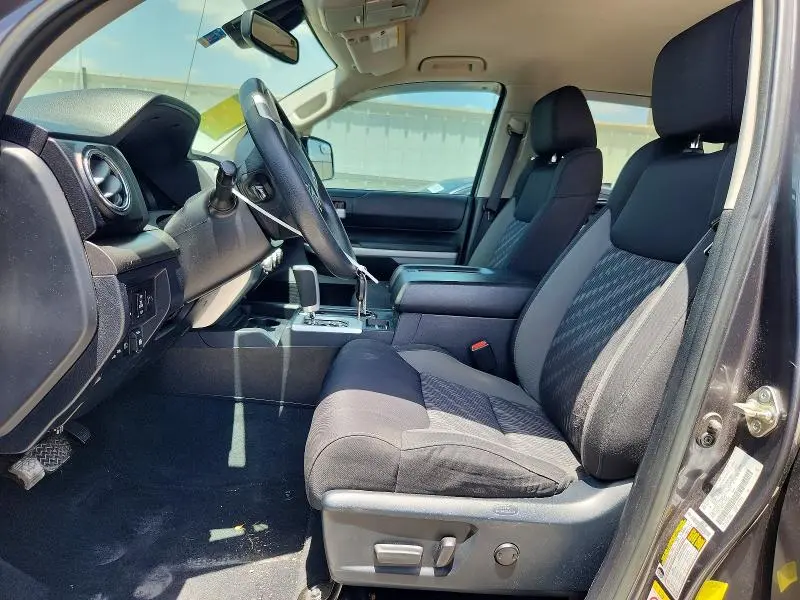 2018 TOYOTA TUNDRA CREWMAX SR5  