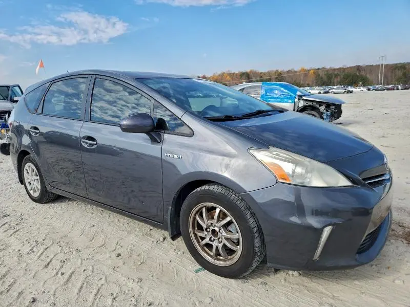 2012 TOYOTA PRIUS V   