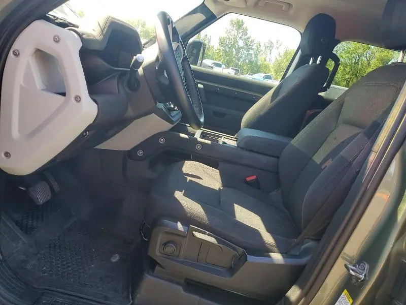 2021 LAND ROVER DEFENDER 110  