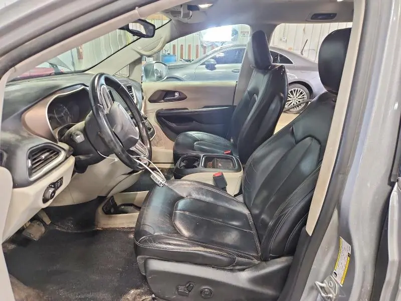2017 CHRYSLER PACIFICA TOURING L  