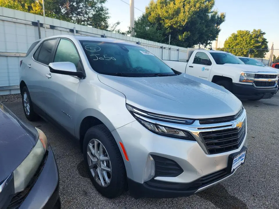 2022 CHEVROLET EQUINOX LT  