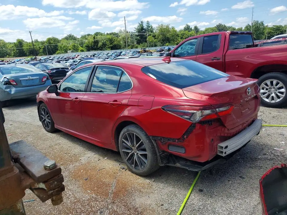 2021 TOYOTA CAMRY SE  