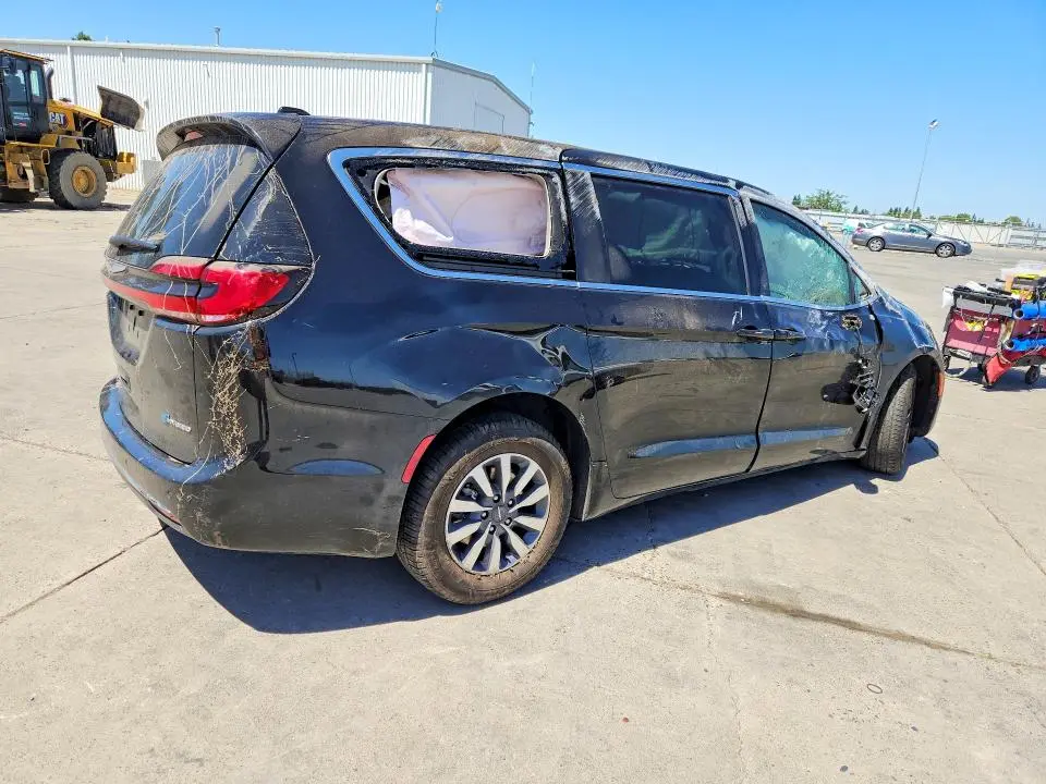 2024 CHRYSLER PACIFICA HYBRID SELECT  