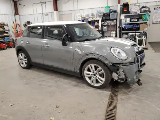 2016 MINI COOPER S  