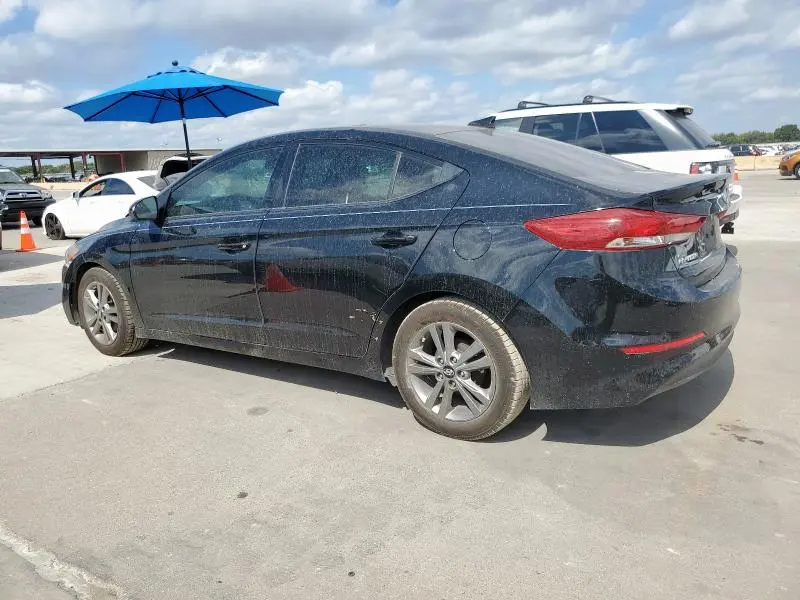 2023 HYUNDAI ELANTRA SE  